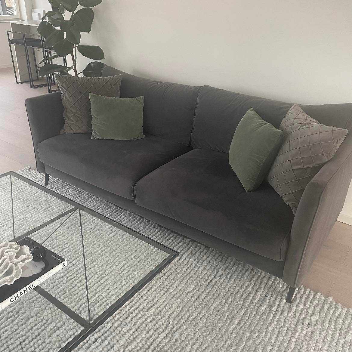 image of Hämta två soffor - 