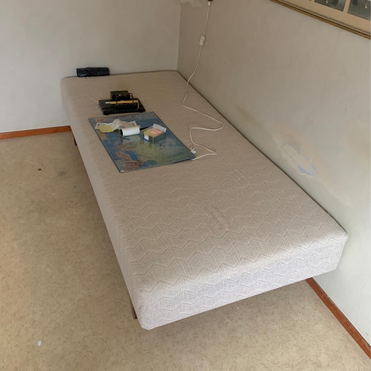 image of Möbler till återvinning - Trollhättan