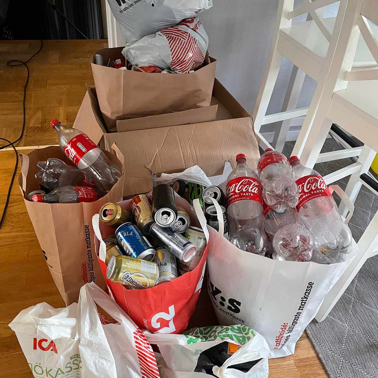 image of Pant, filt och skräp - Farsta