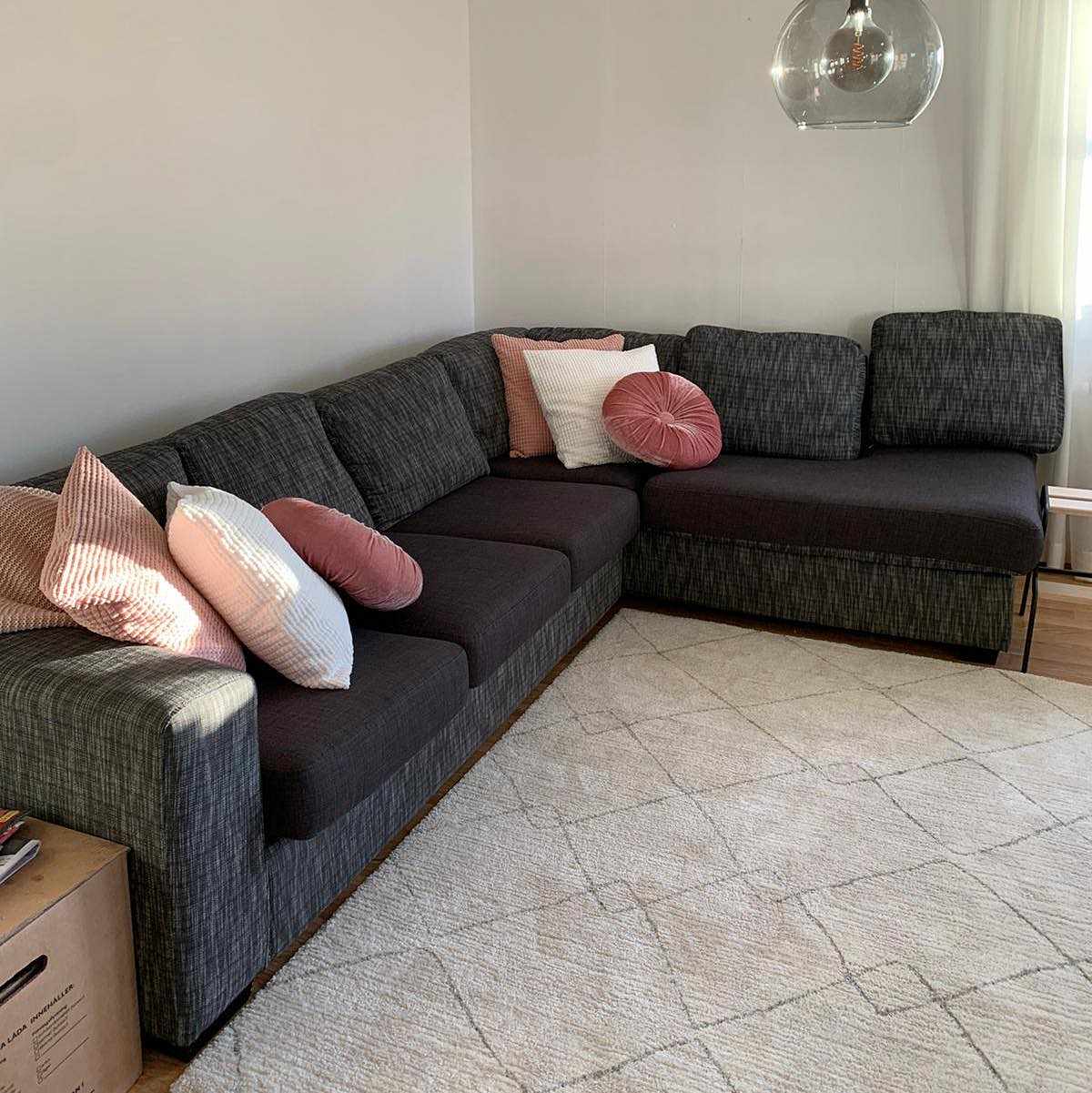 image of Soffa bortskänkes - Täby