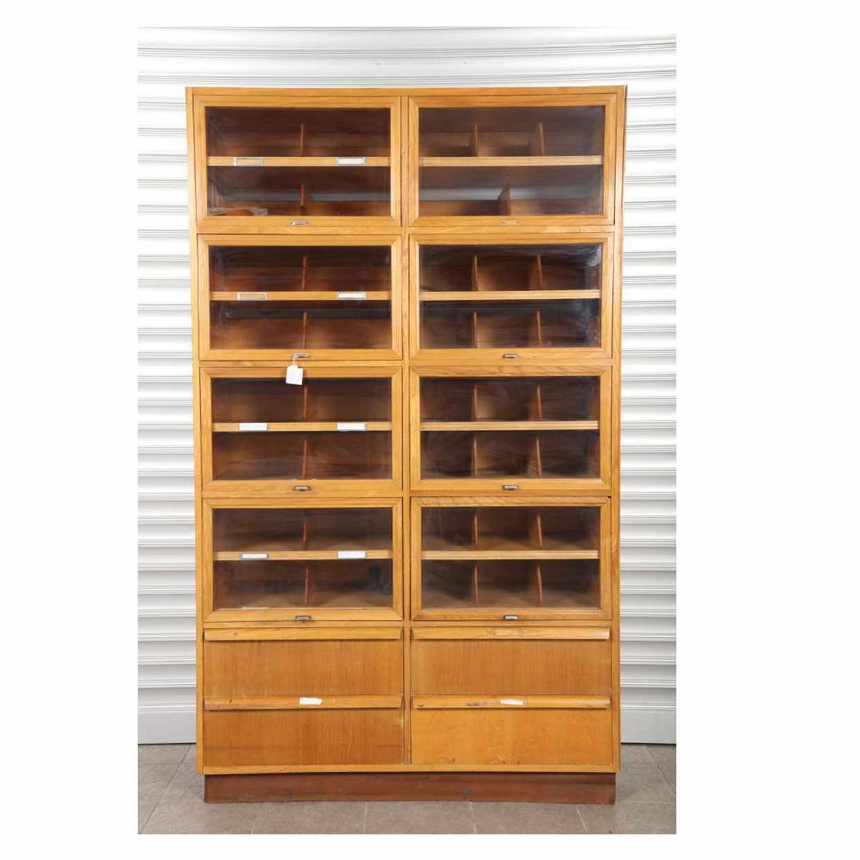 image of Pick up & deliver cabinet - 