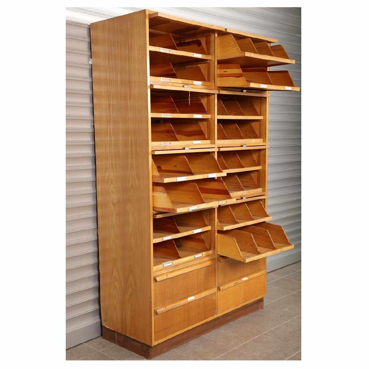 image of Pick up & deliver cabinet - 
