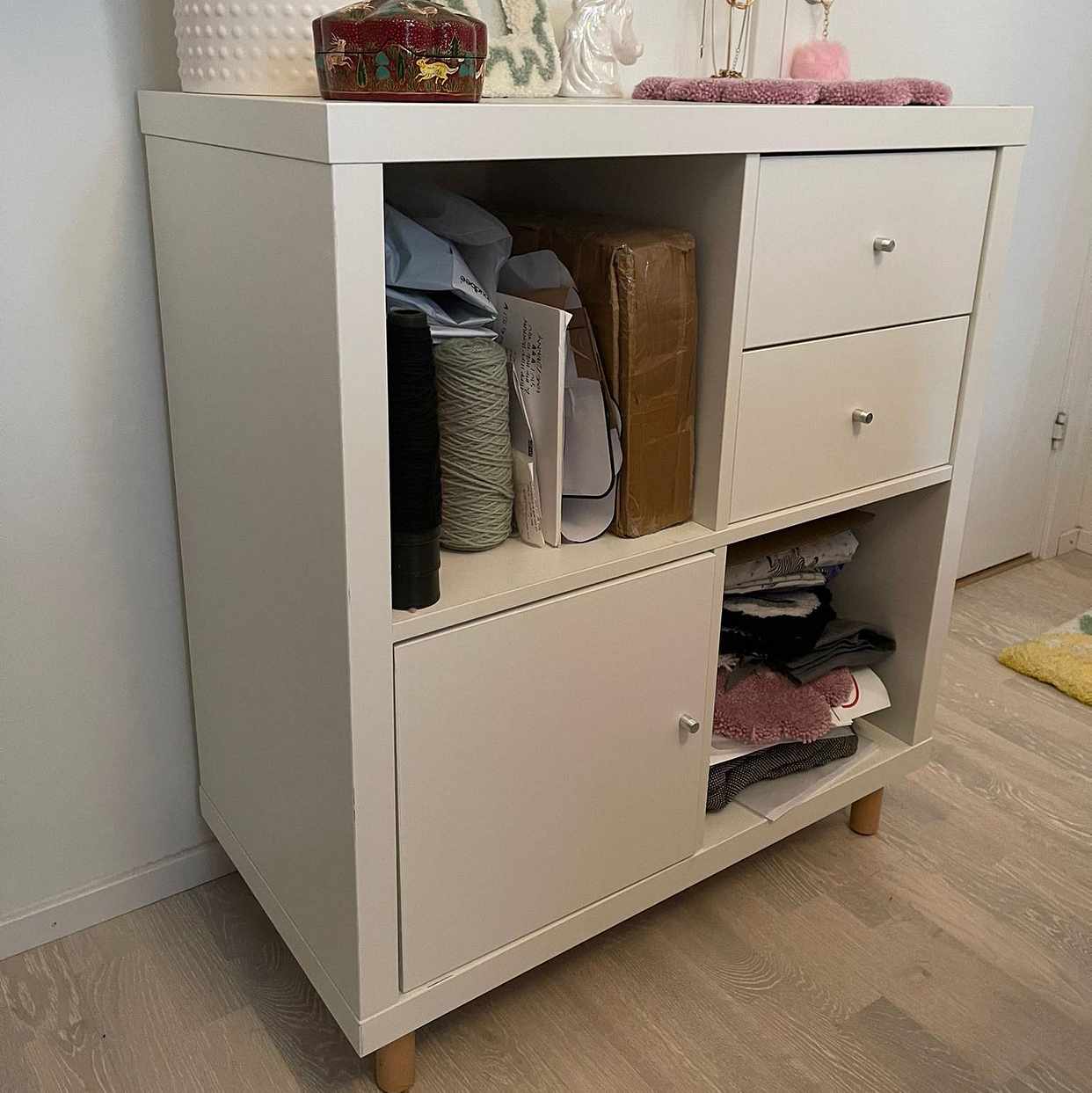 image of Giveaway Furniture - Kista