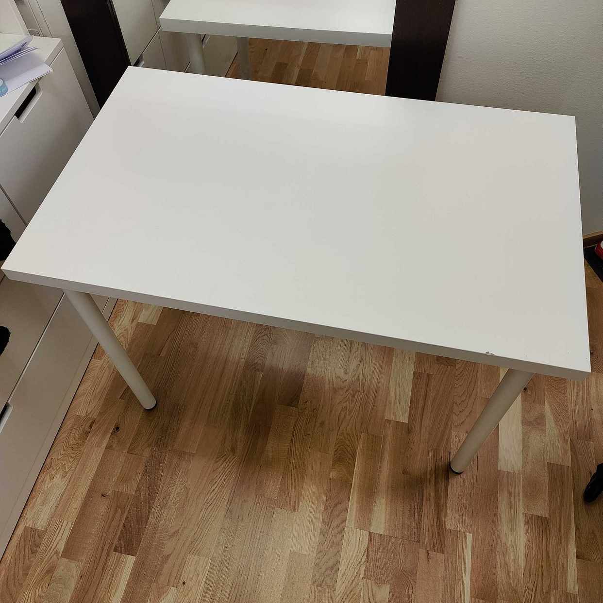 image of IKEA skrivbord - Bromma