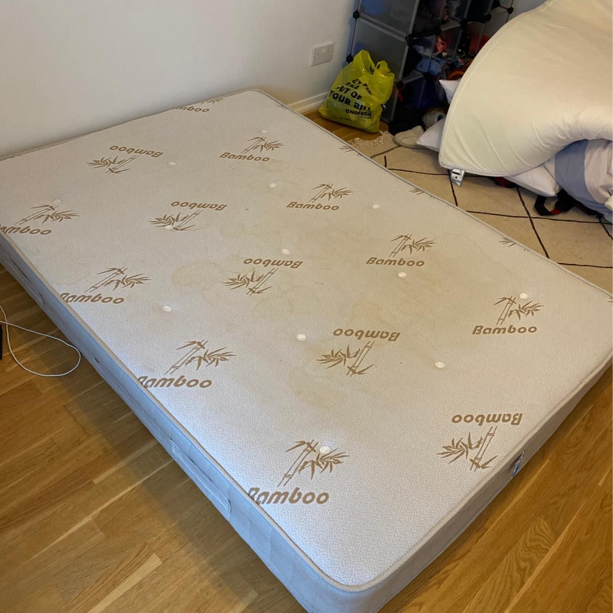 image of 2 mattresses - London