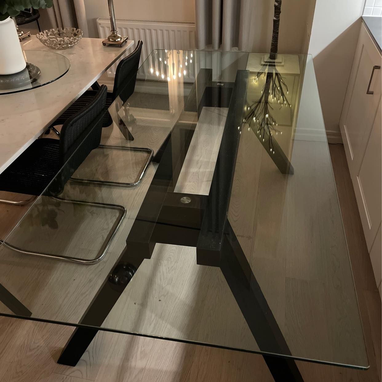 image of Matsalsbord i glas - Stockholm