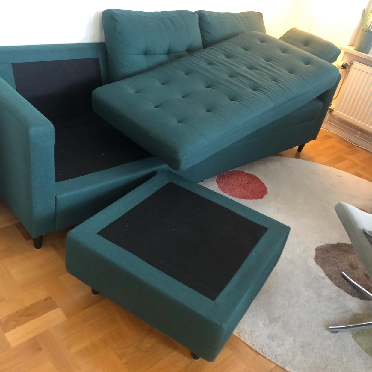 image of Soffa bortforslas - Stockholm