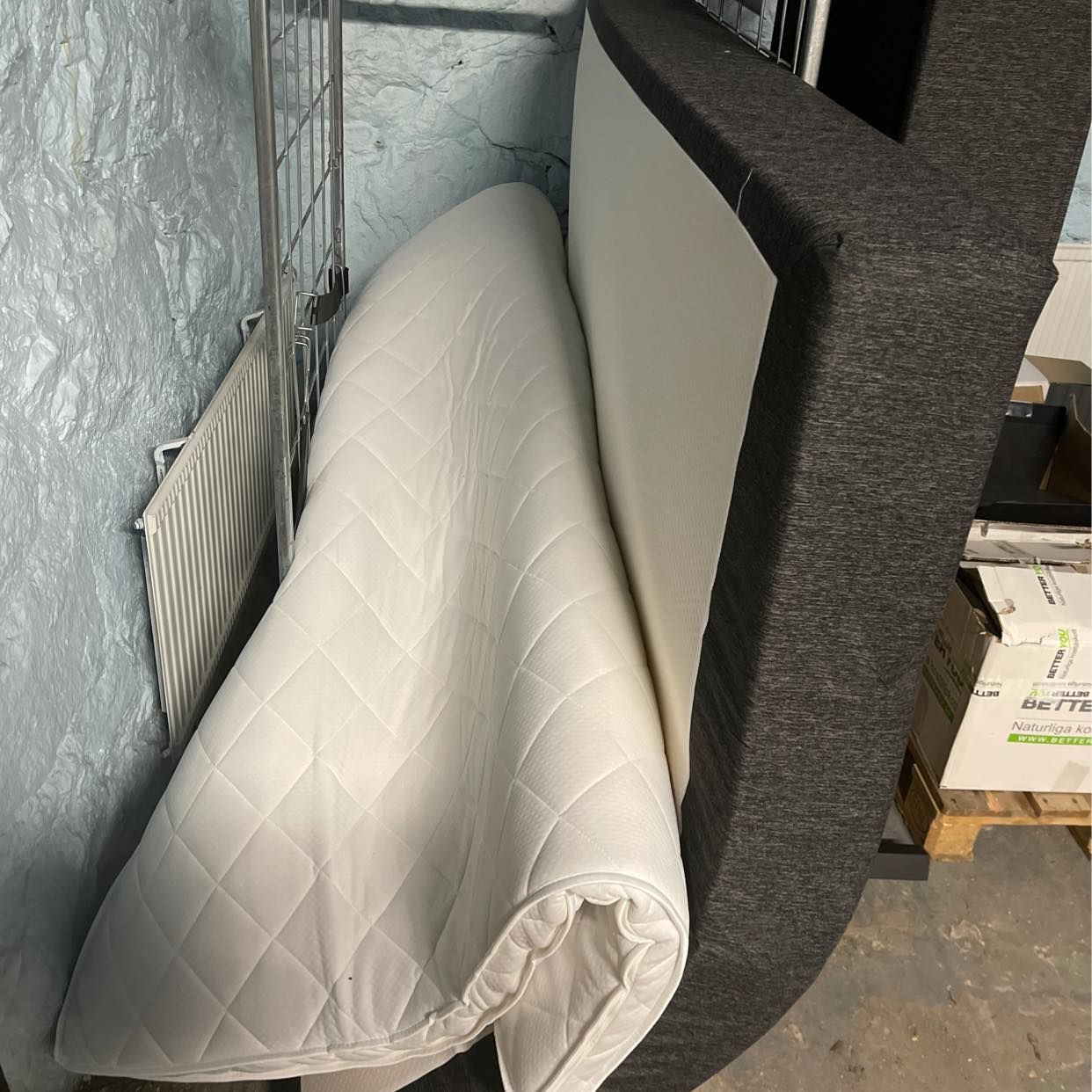 image of Flytta en säng med madras - 