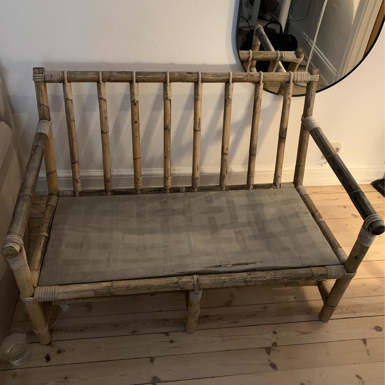 image of Hämta soffa och återvinn - Stockholm