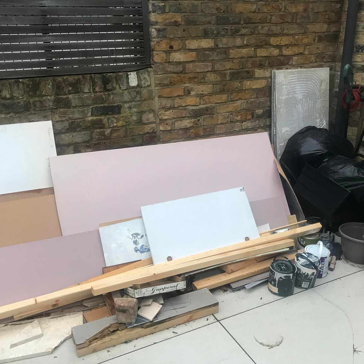image of Plasterboards , styrofoam - Ealing