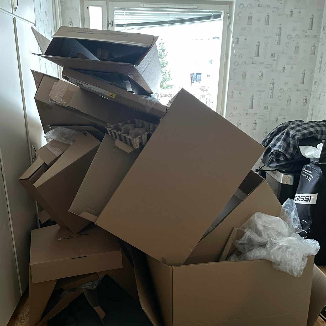 image of Ikea kartonger/flyttlådor - Sollentuna