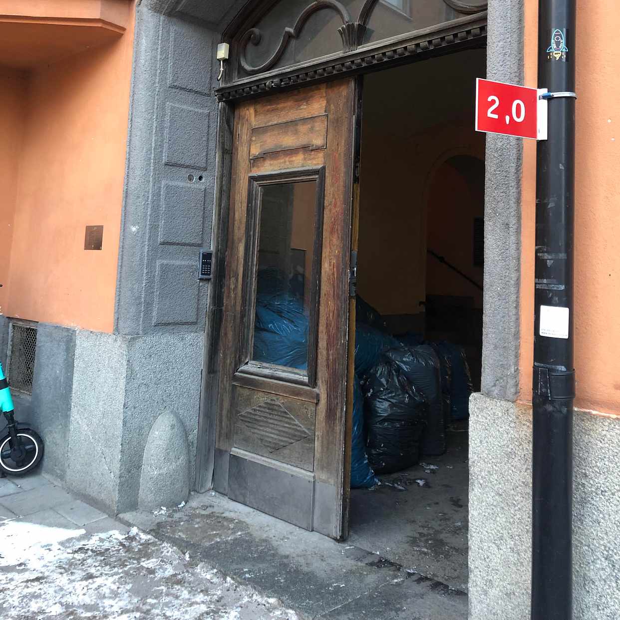 image of 22 säckar löv - Stockholms Stad