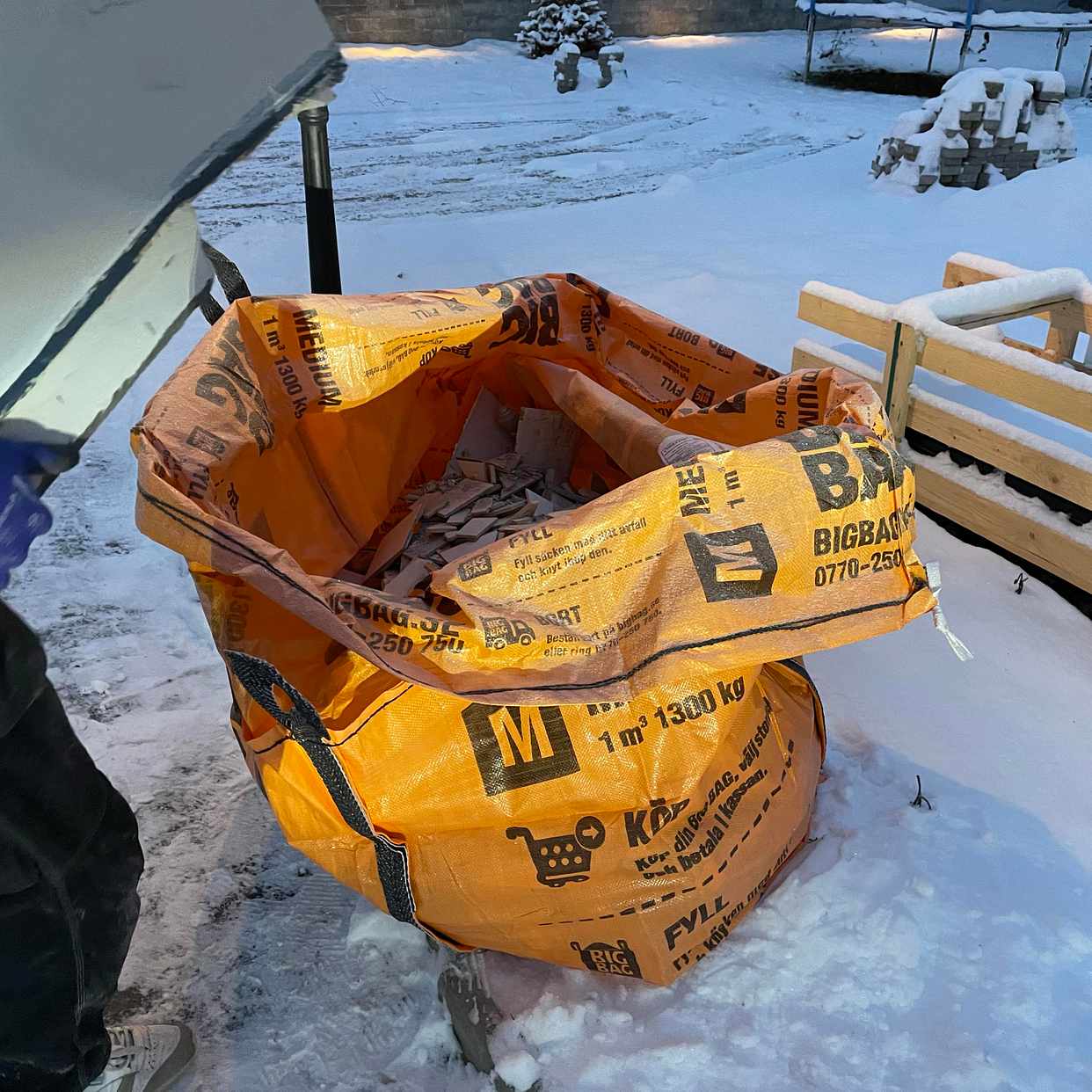 image of Trä , plastmatta, diskho, - Huddinge