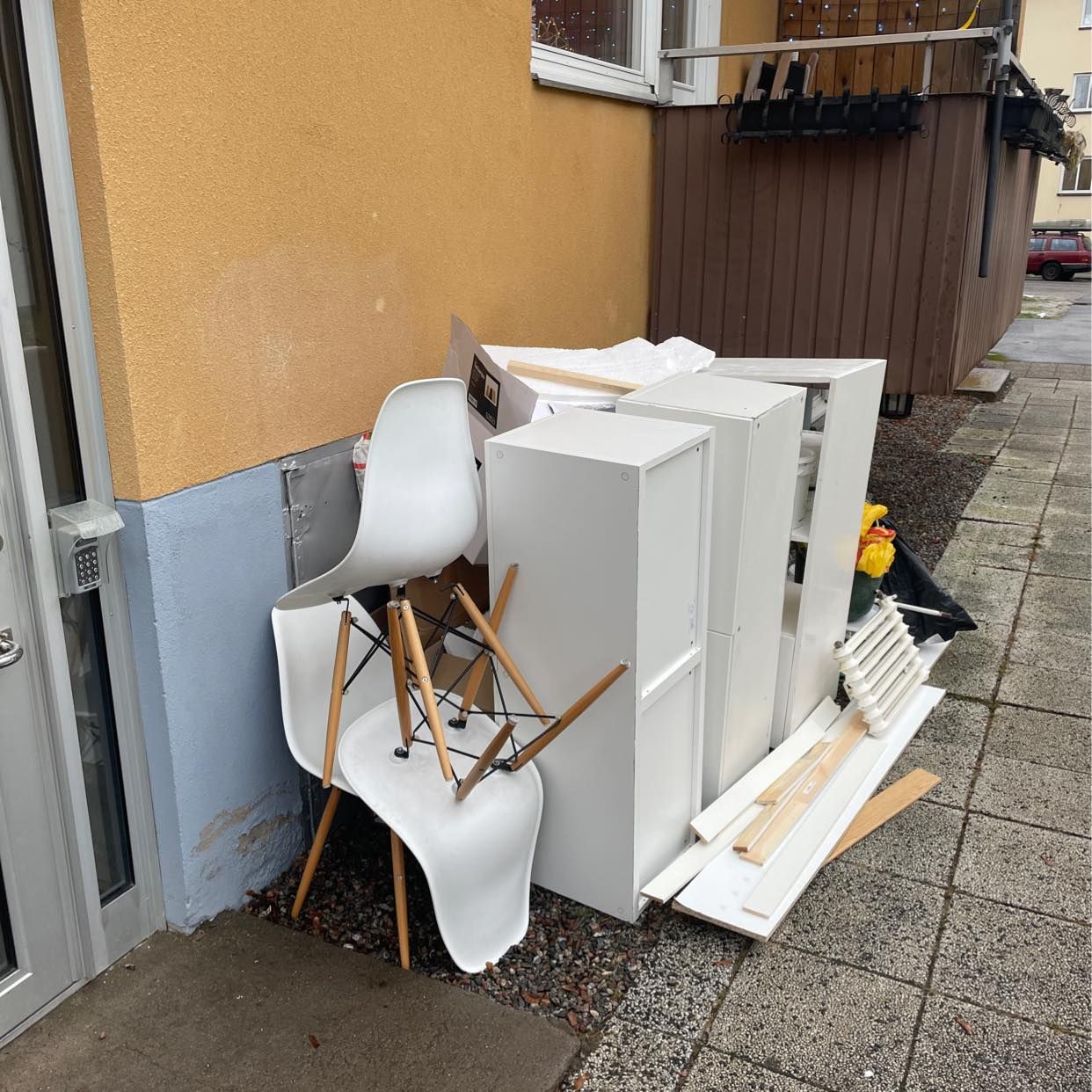 image of Slänga skräp. - Johanneshov