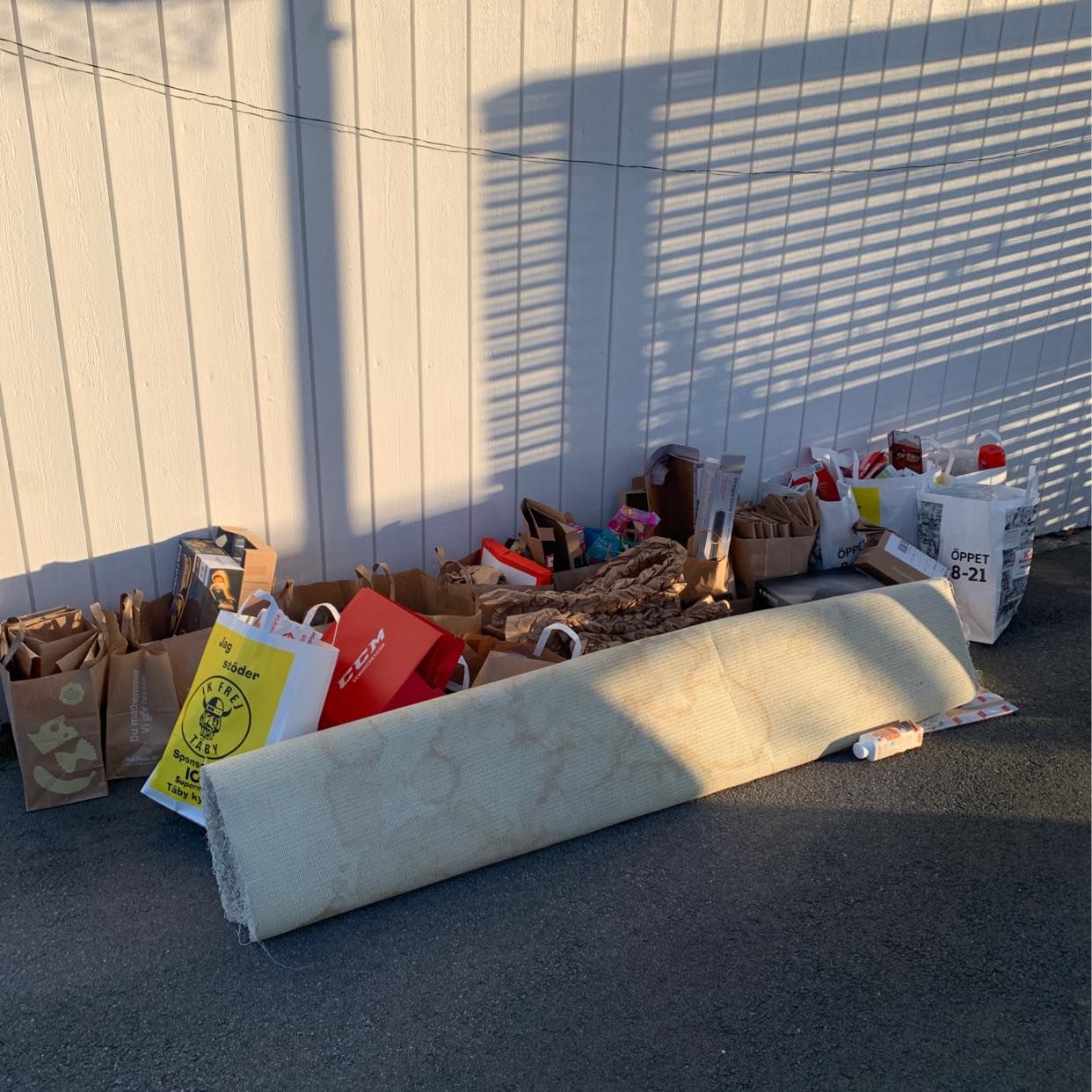 image of Blandad återvinning - Täby