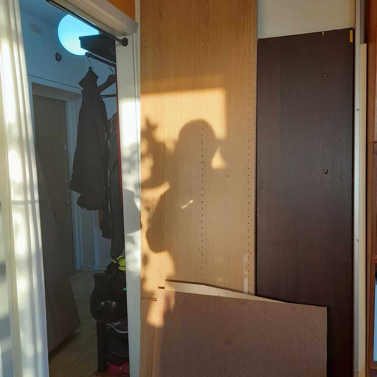 image of Soffa.Skåpdelar.Duschkar - Bromma