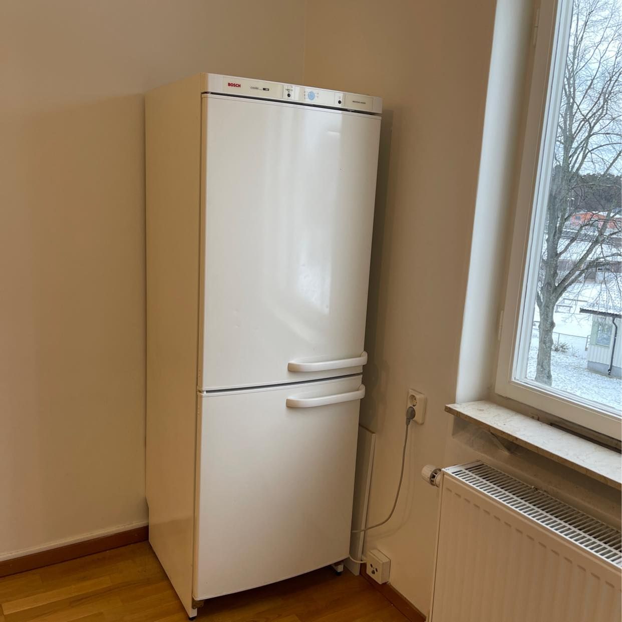 image of Två garderober kylskåp - Vällingby