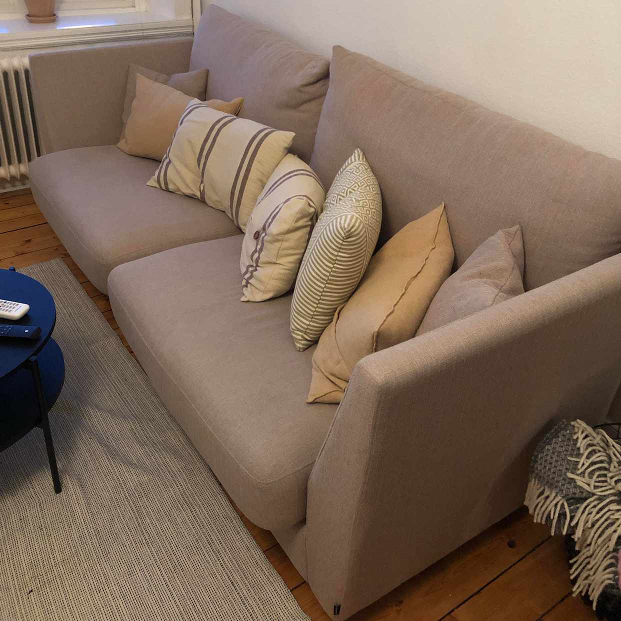 image of Bära ut soffa till bil - 