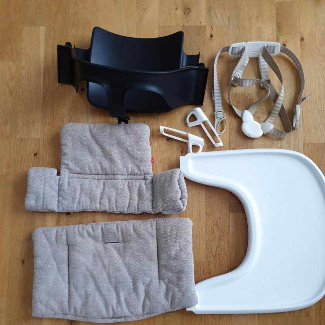 image of Hämta två barnstolar - 