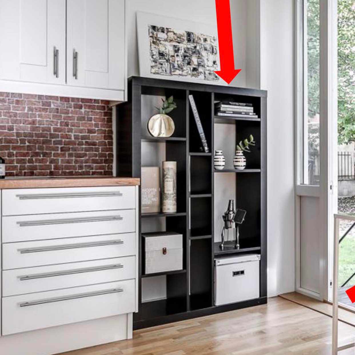 image of Moving a bookshelf - 