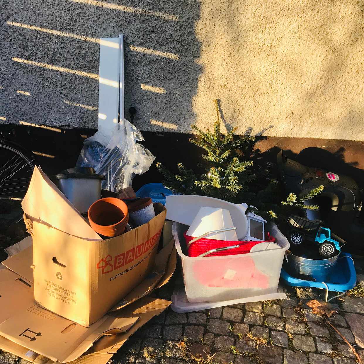 image of Flyttrensing + julgran - Bromma