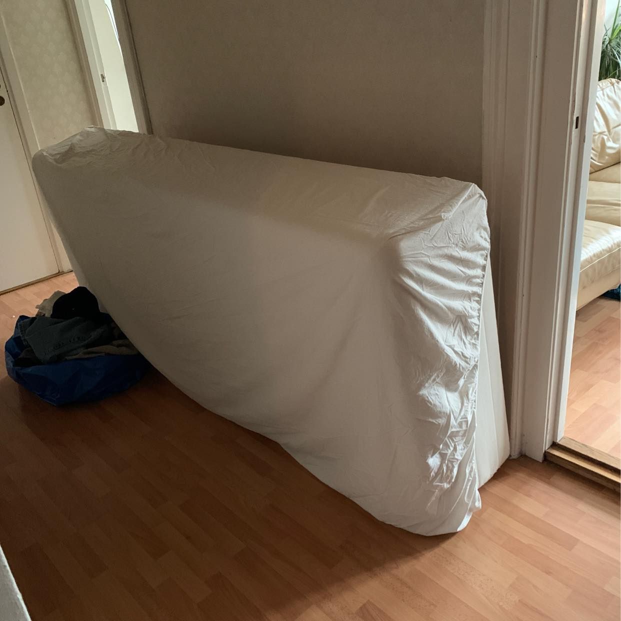 image of Säng, soffa - Malmö