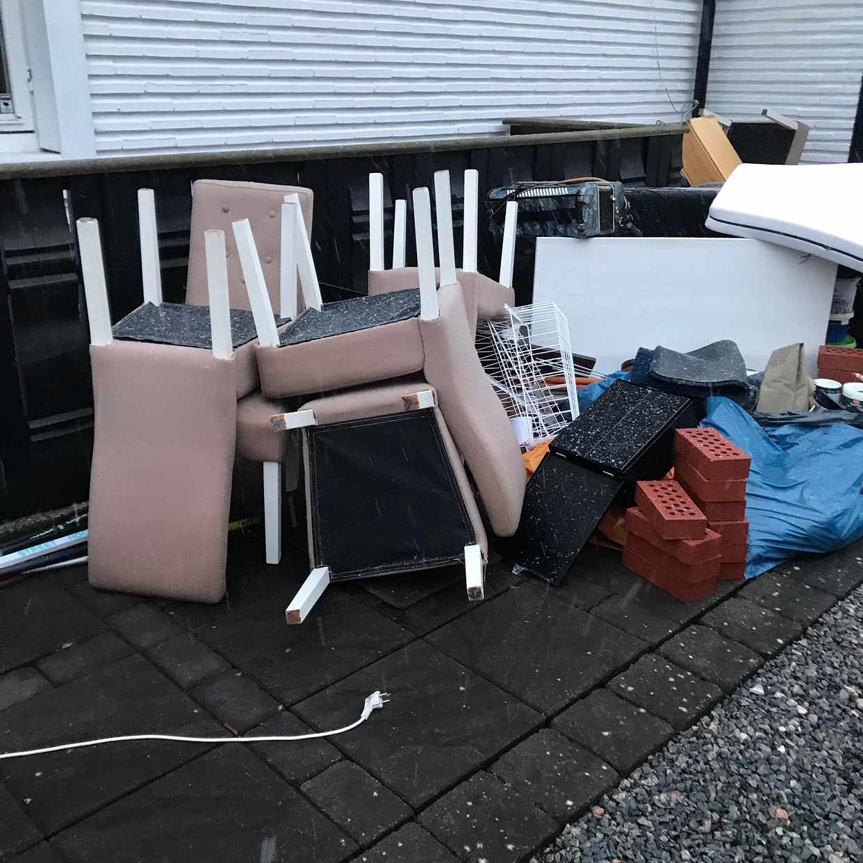 image of Slänga efter rensning - Askim