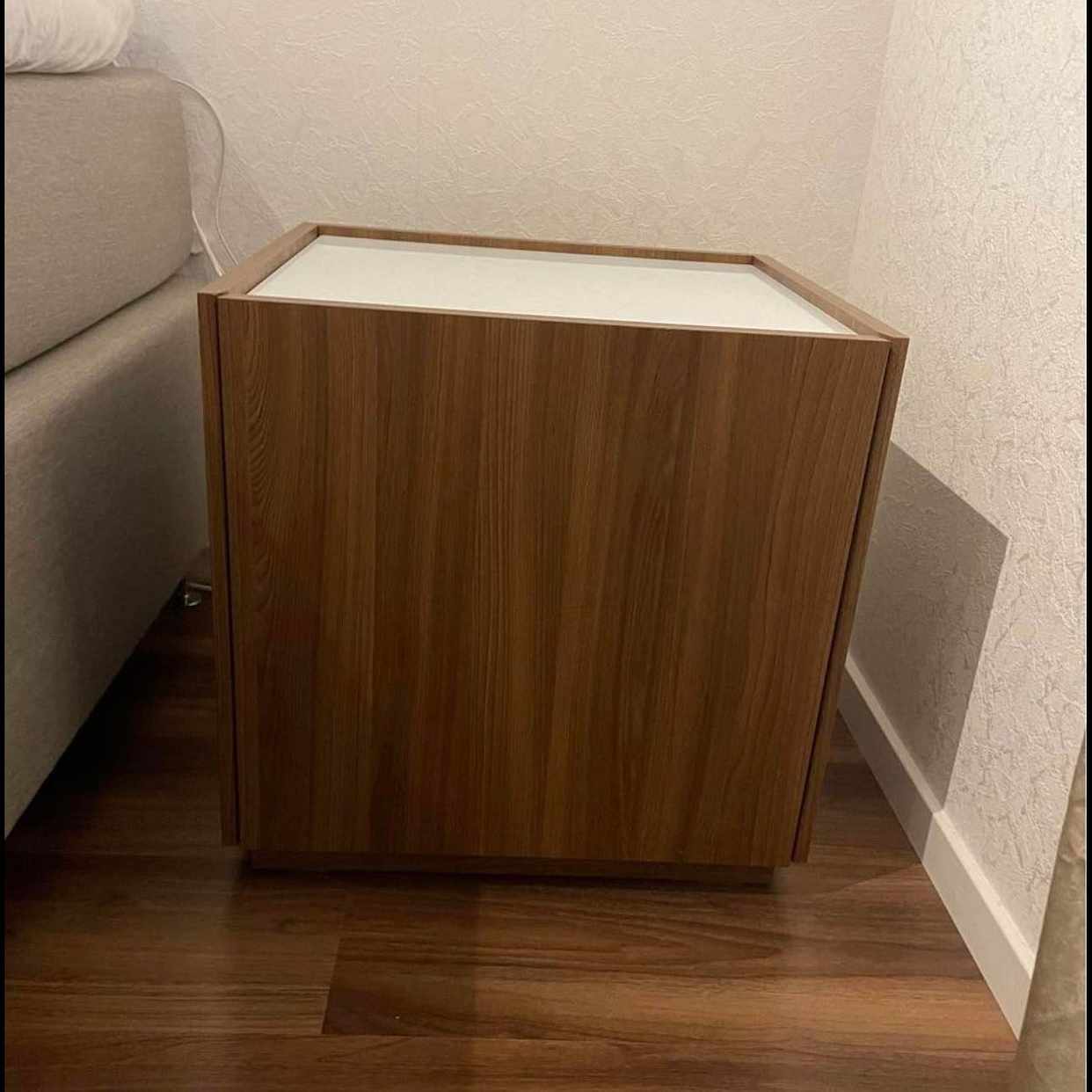 image of Hämta & lämna sängbord - 