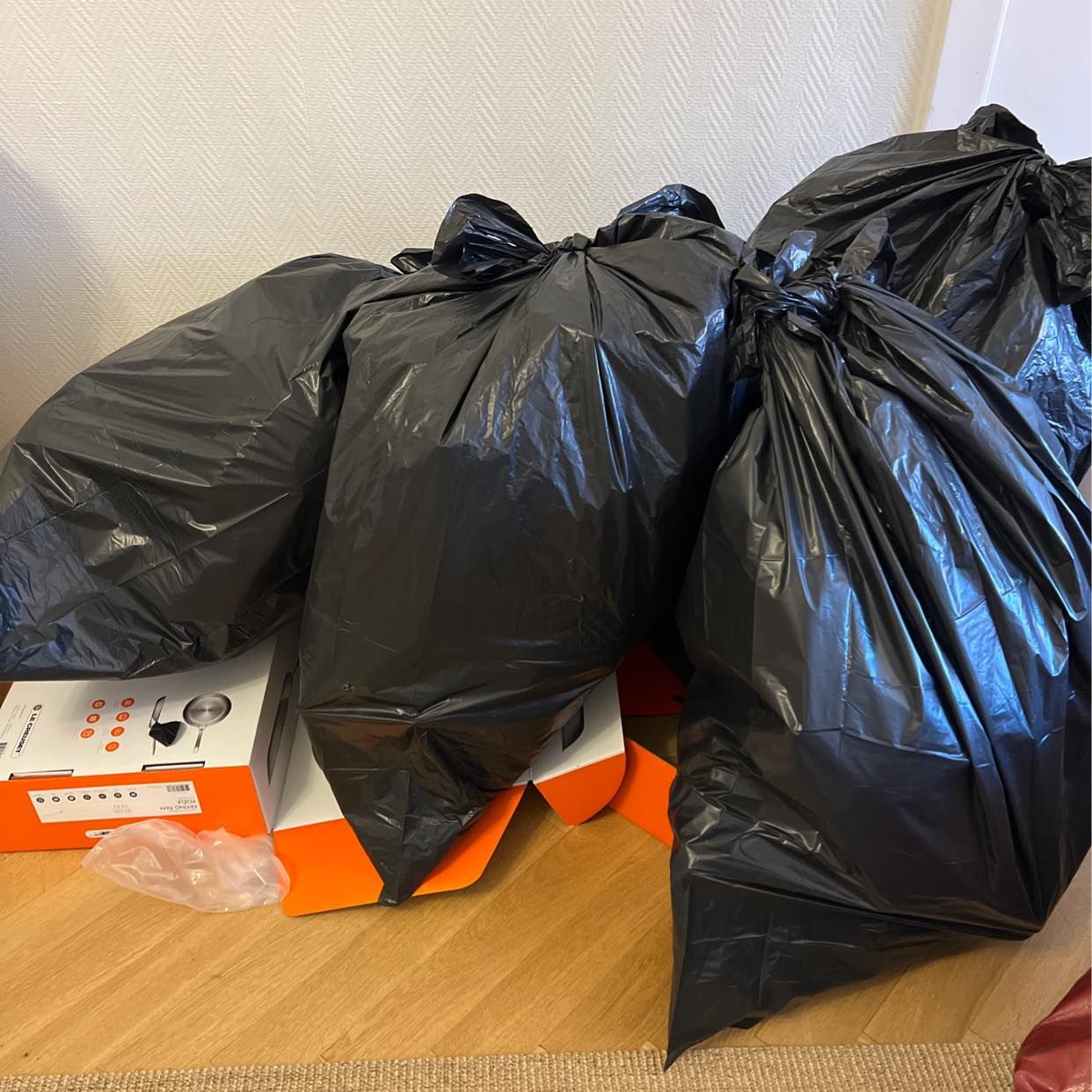 image of Recycling4 bags & cardb - Stockholm City