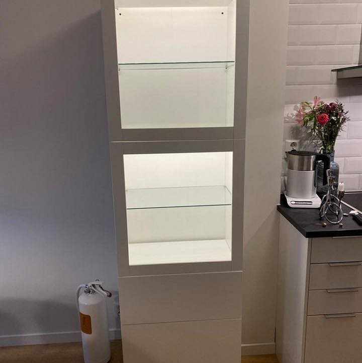 image of IKEA Bestå Vitrinskåp med - 