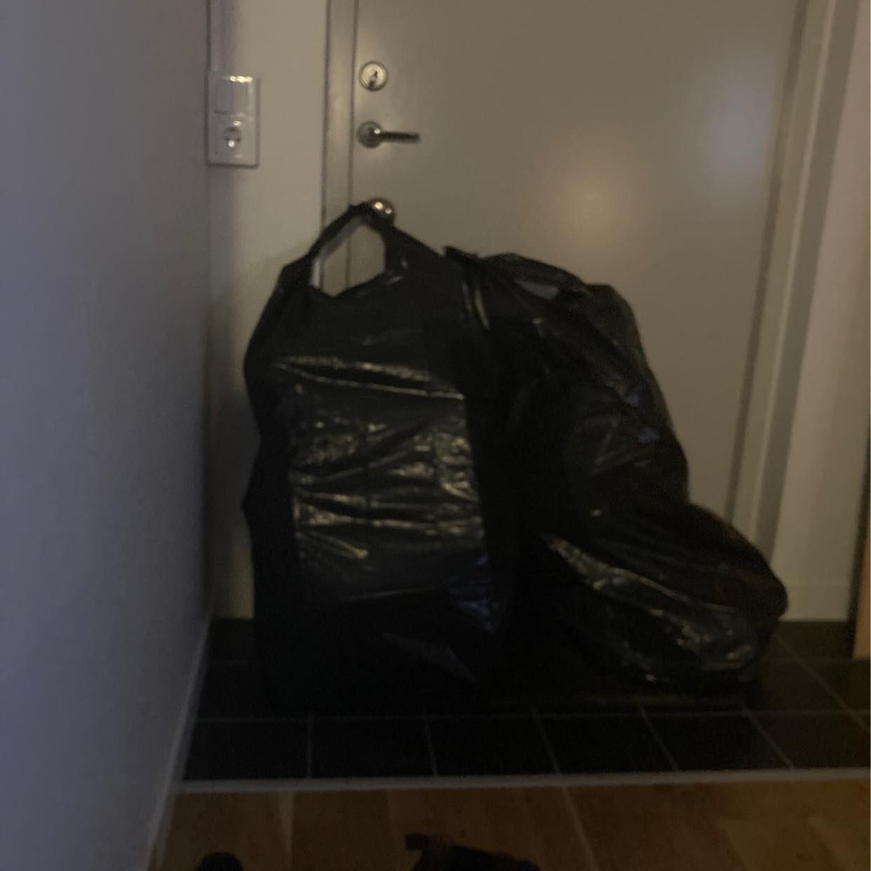 image of Slänga diverse saker - Stockholm