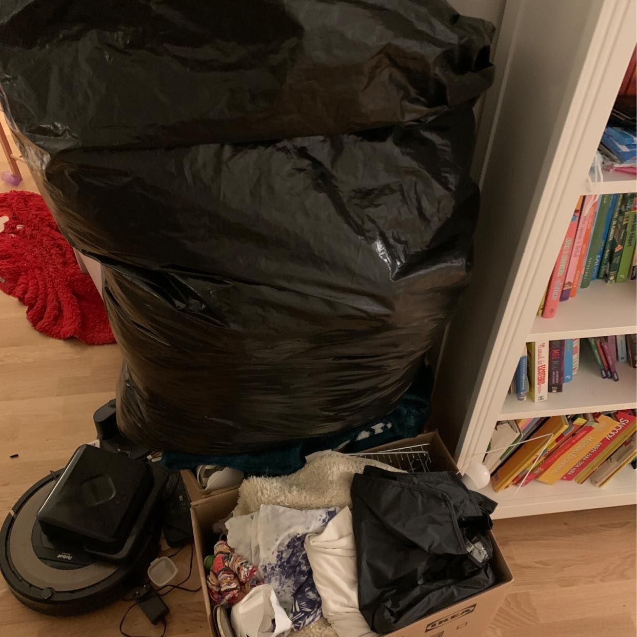 image of Things looking new owners - Göteborg