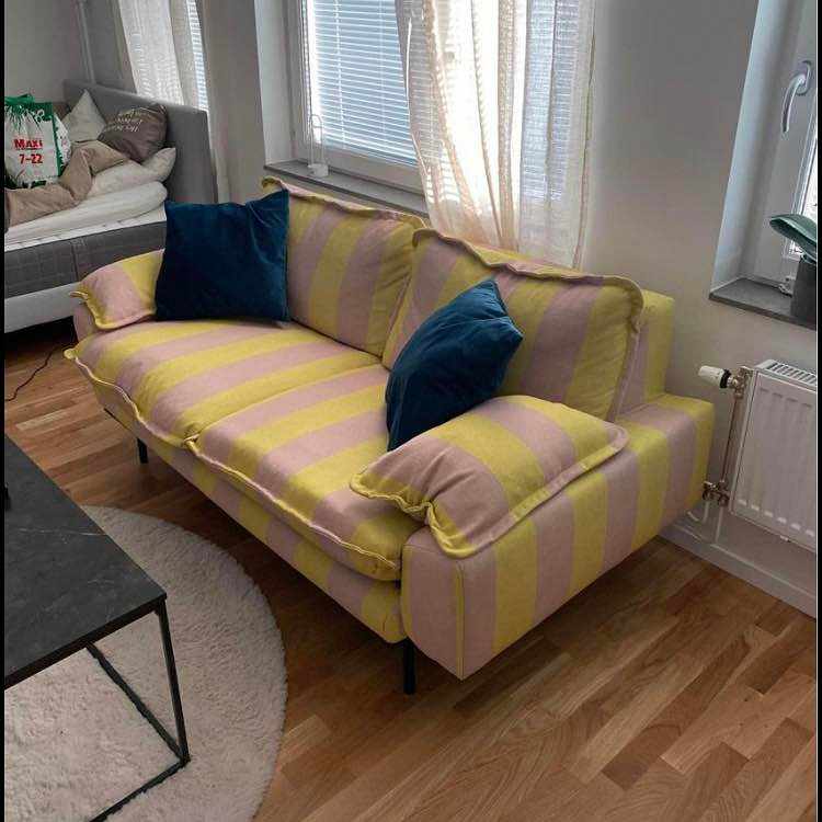 image of Hämta soffa hos säljare - 