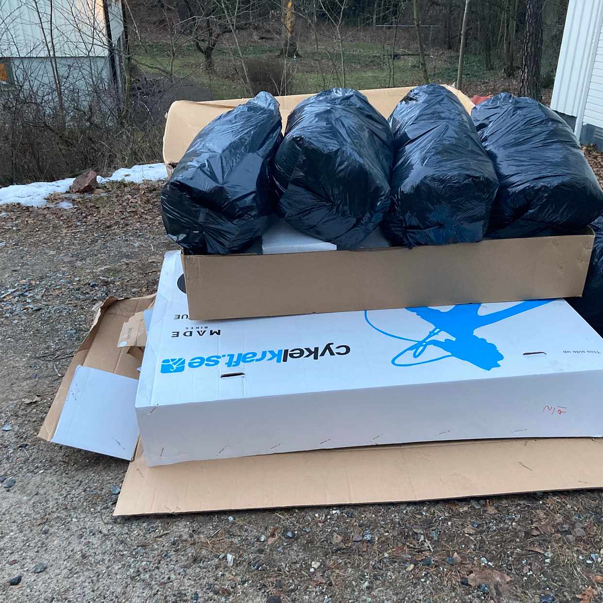 image of Wellpapp & plast sorterat - Stocksund