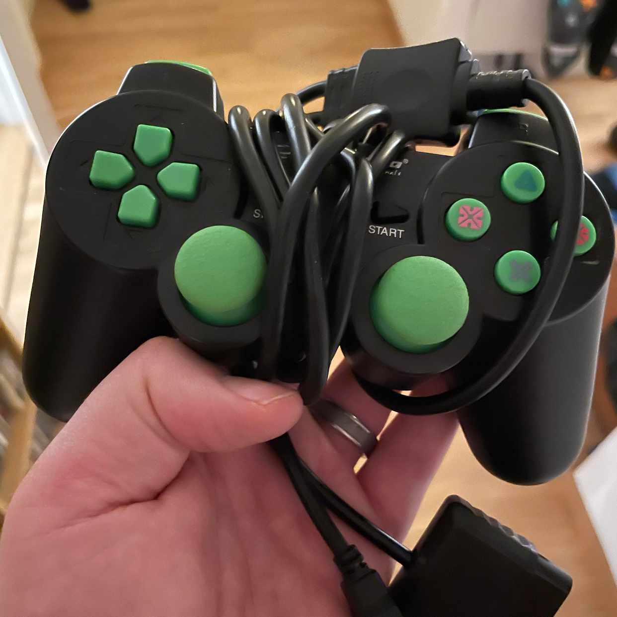 image of Trasig PS2/PS3 controller - Sundbyberg