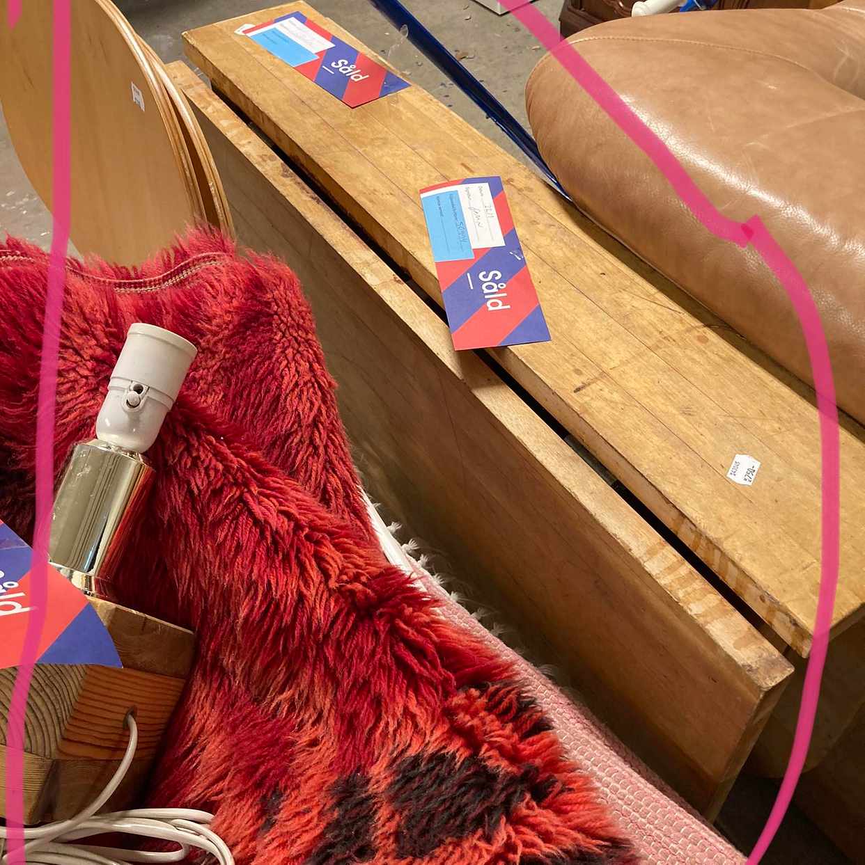 image of Köra hem möbler/inredning - 