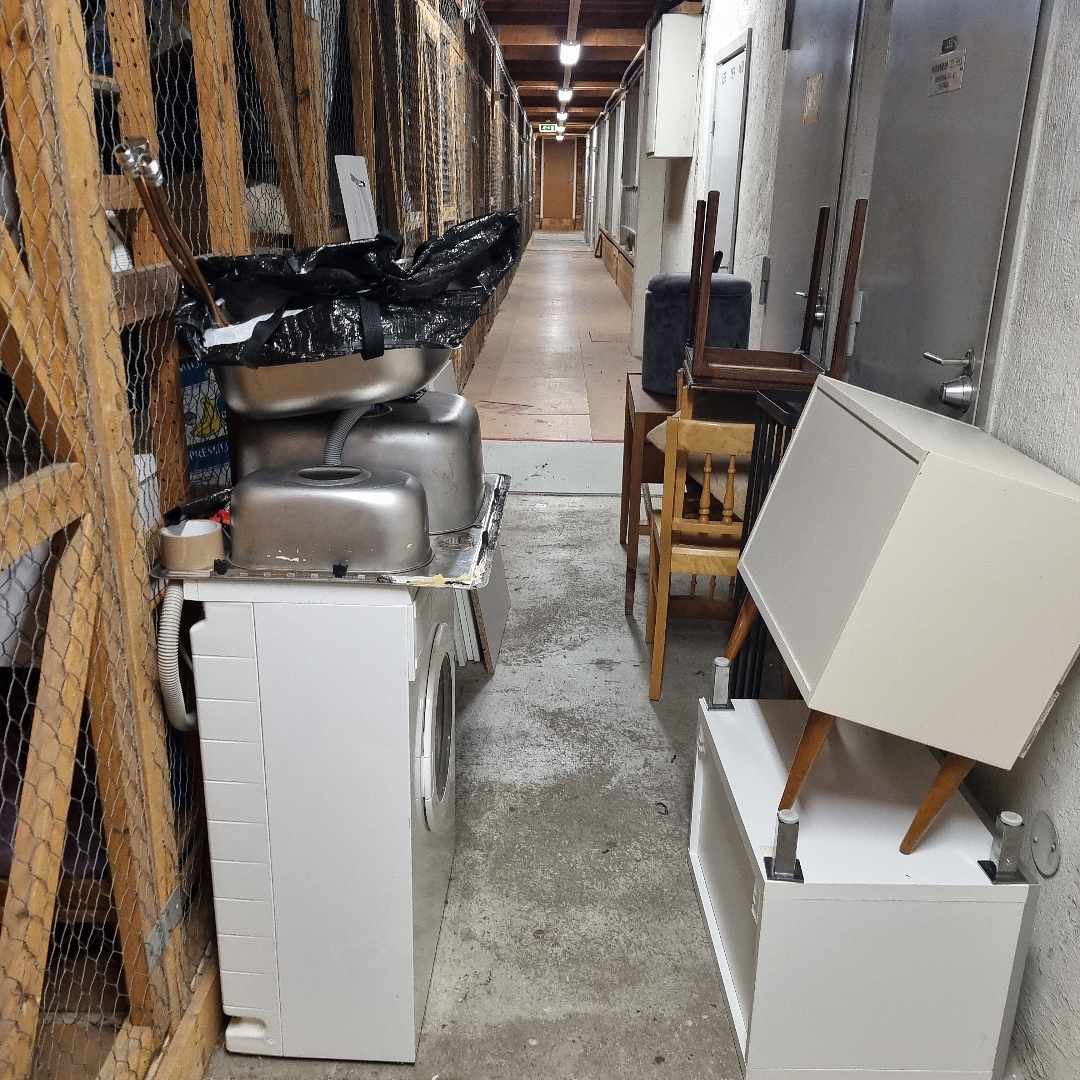 image of Möbler som ska återvinnas - Göteborg
