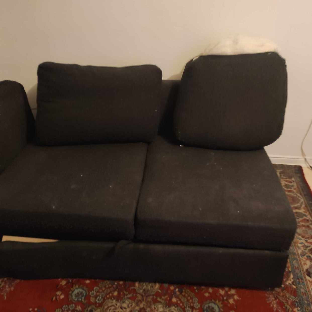 image of Old furniture to recycle - Södertälje