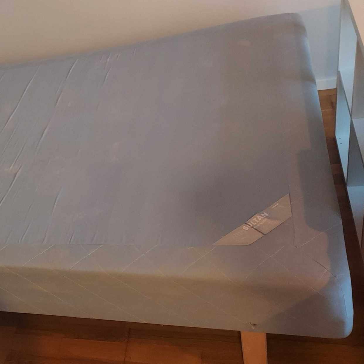 image of old IKEA Bed - Hägersten