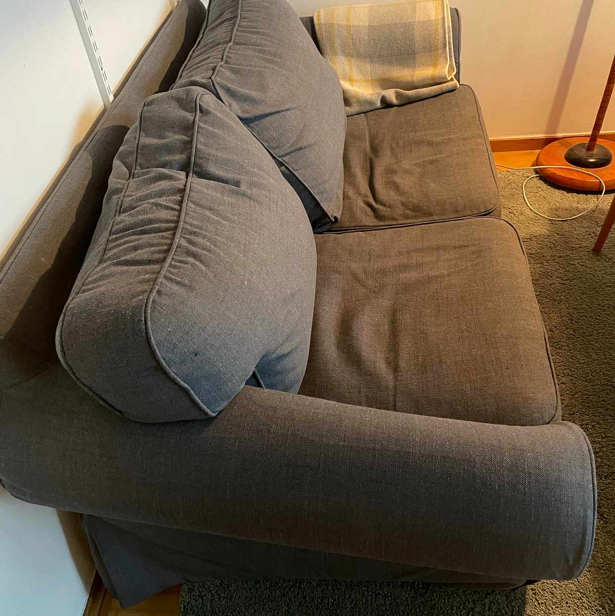 image of 2 st ektorp soffor hämtas - Stockholm