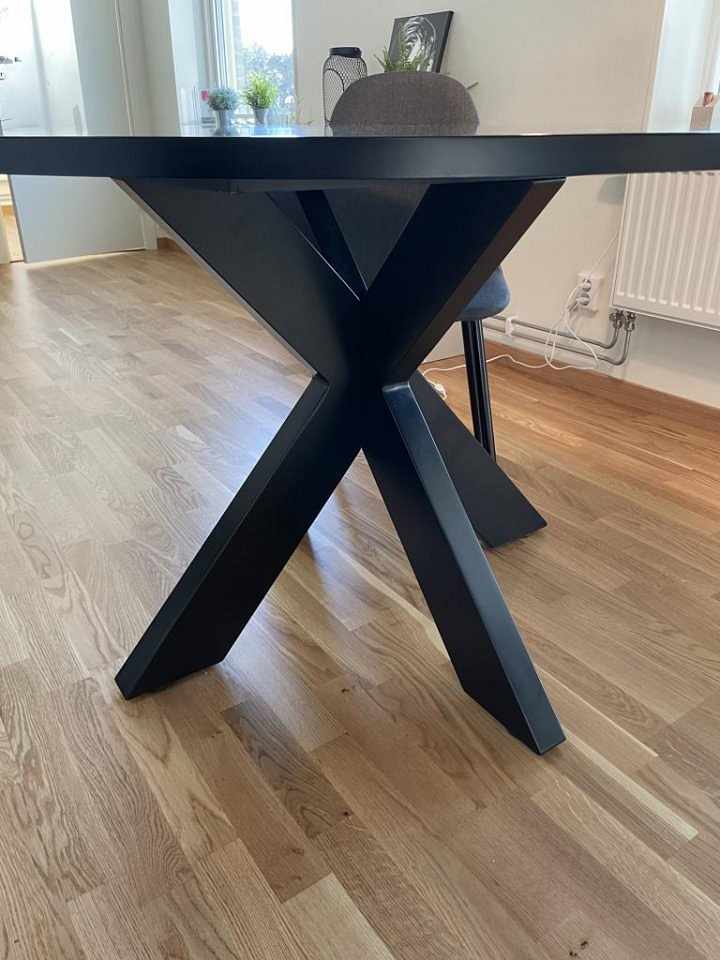 image of Matbord Svart 120cm inkl. - 