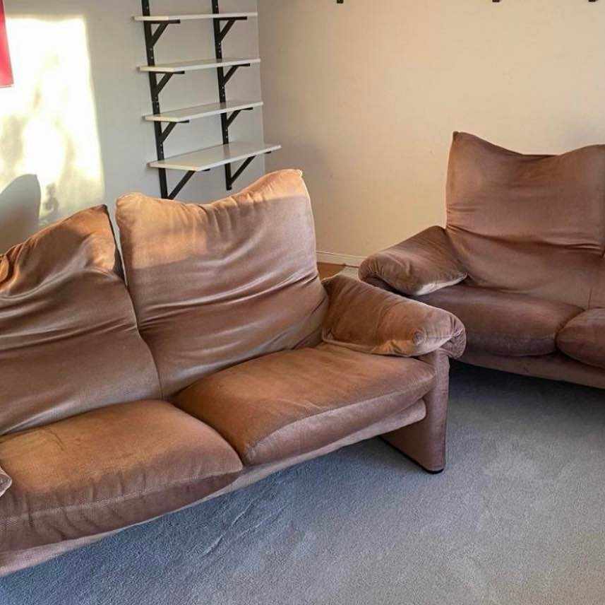 image of Flytta två soffor - 