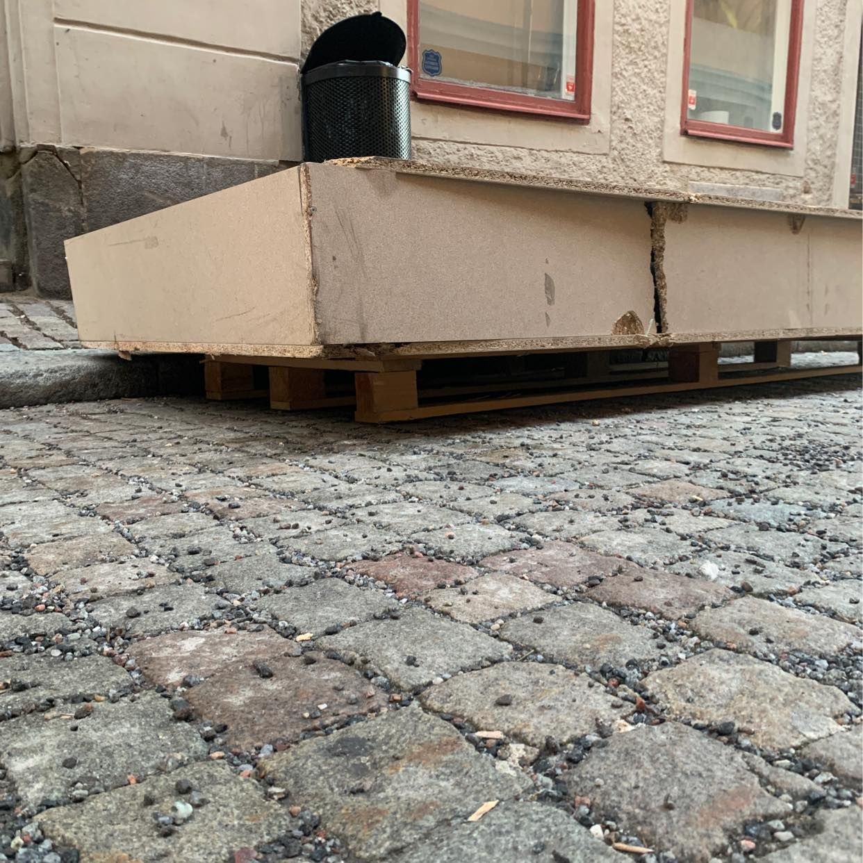 image of Throw big box - Stockholm City