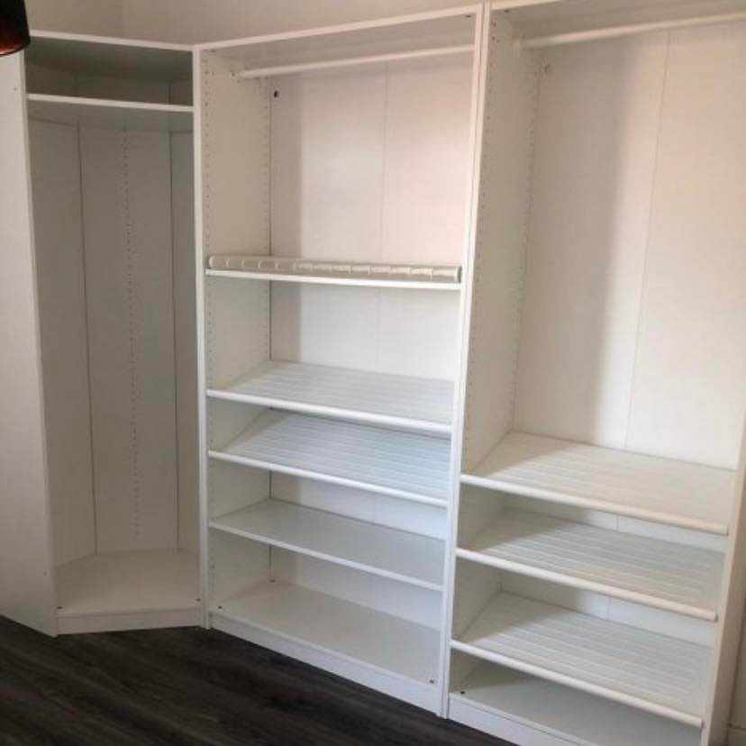 image of Pax garderob 3 sektioner - 