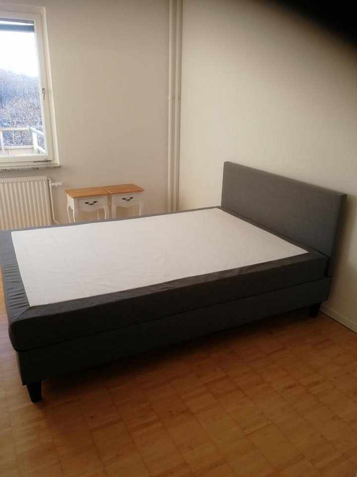image of Säng 140 ×200 cm + bädmad - 