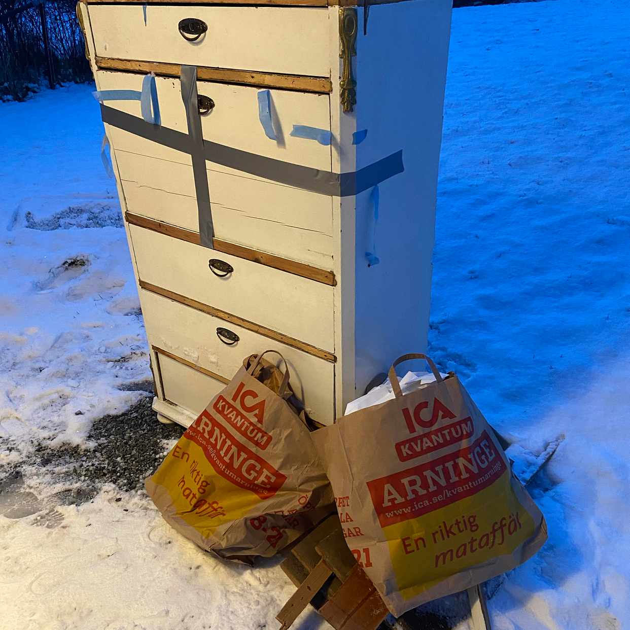 image of Byrå till tippen mm - Åkersberga