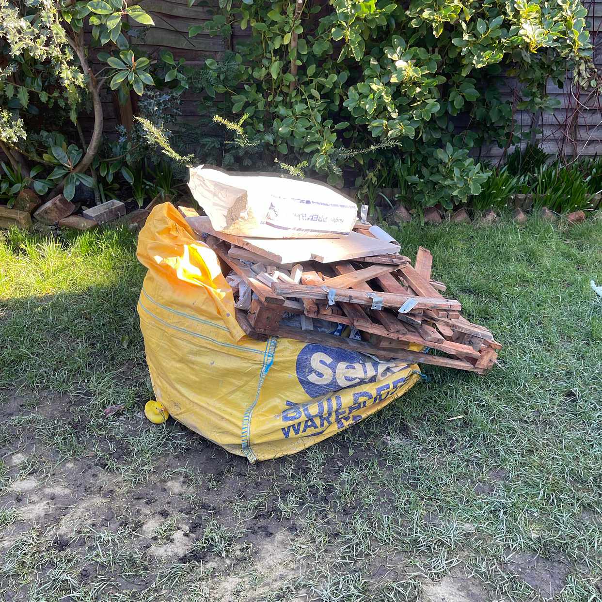 image of Bulk bag, raff 25-30 bags - London