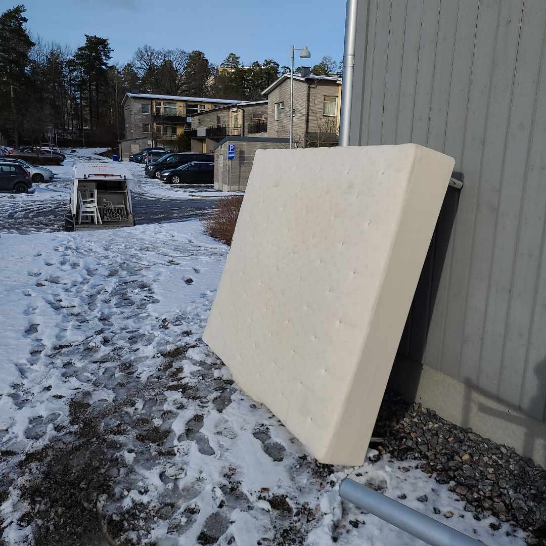 image of En säng - Saltsjö-Boo