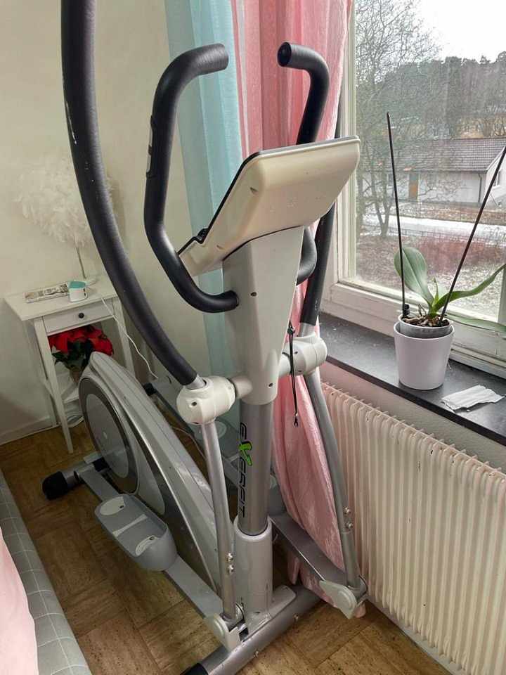 image of Crosstrainer och xbox 360 - 