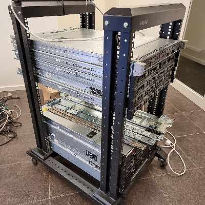 image of Halvt datorrack m.m. - 